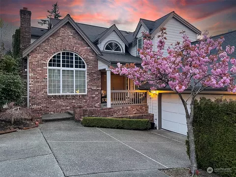 6807 117th Ave NE, Kirkland, WA 98033