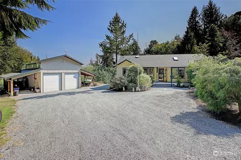 1113 Lawson Rd, Camano Island, WA 98282