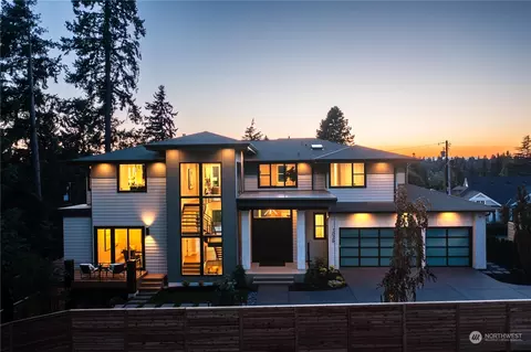 1026 89th Ave NE, Bellevue, WA 98004