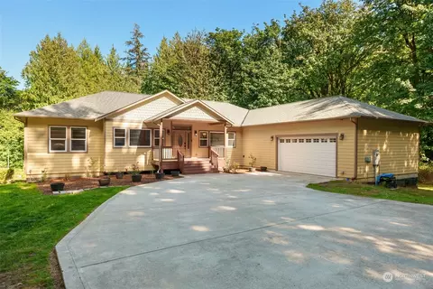 4460 Eastway Dr SE, Port Orchard, WA 98366