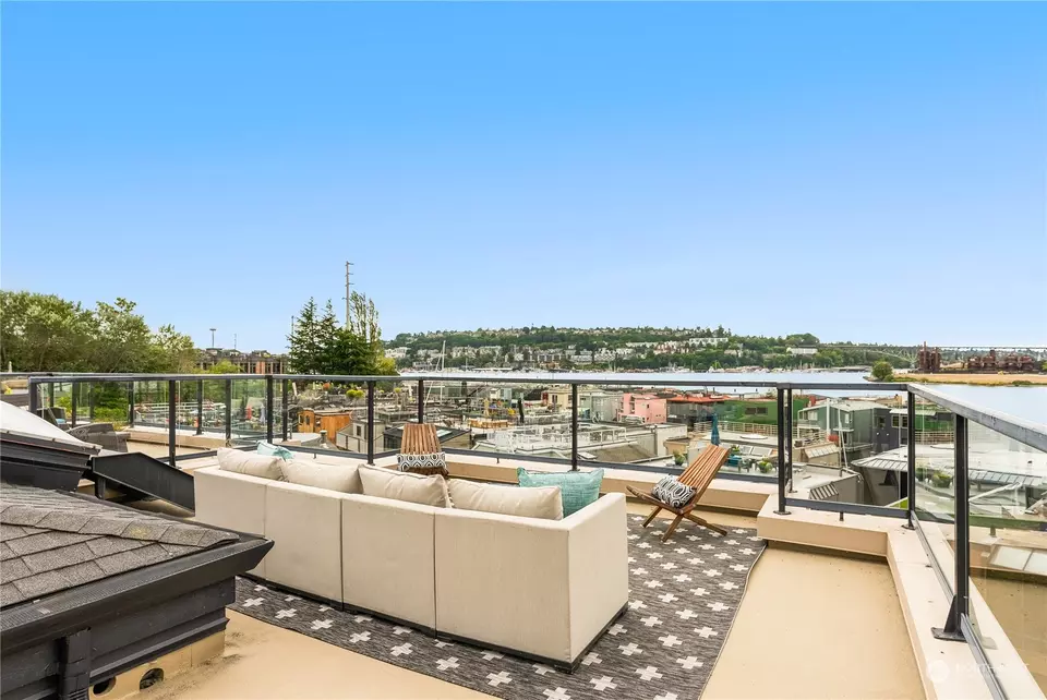  80 E Roanoke St #20, Seattle, WA 98102 photo 3