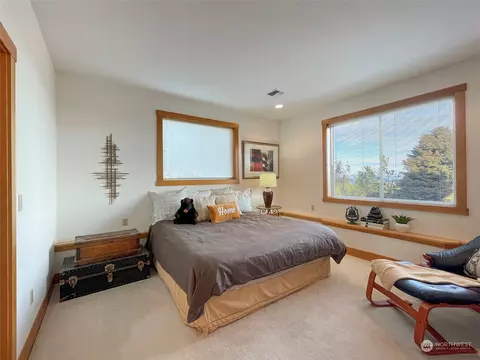 Bedroom - 590 Chelsamish Dr, Sequim, WA 98382 photo 5 of 6