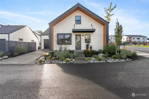 3913 Crosswinds Ct, Anacortes, WA 98221