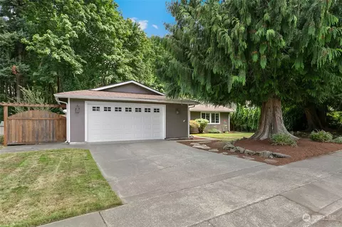 2300 SE 19th St, Renton, WA 98055