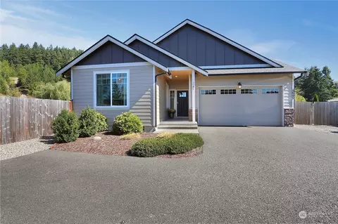 5605 160th Ave E, Sumner, WA 98390