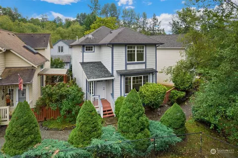 25123 Roberts Dr #505, Black Diamond, WA 98010