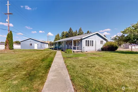605 E Seventh St, Waitsburg, WA 99361