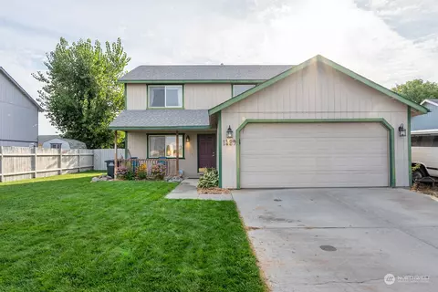 1429 S Cougar Dr, Moses Lake, WA 98837