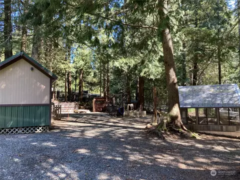 146 Canal View St, Brinnon, WA 98320