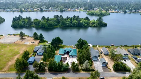 521 Duck Lake Dr SE, Ocean Shores, WA 98569