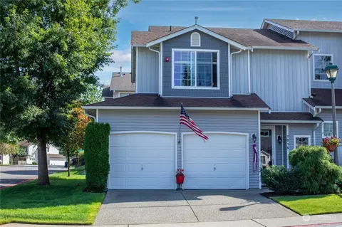 3001 SE 10th St #1015, Renton, WA 98058