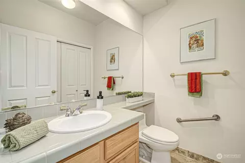 9821 NE Riverbend Dr #C103, Bothell, WA 98011 photo 16