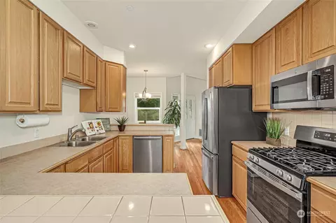 9821 NE Riverbend Dr #C103, Bothell, WA 98011 photo 11