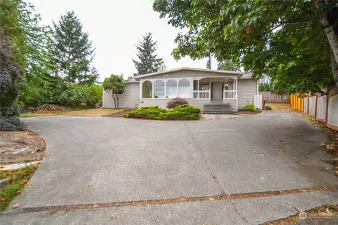 318 169th St SE, Bothell, WA 98021 photo 3