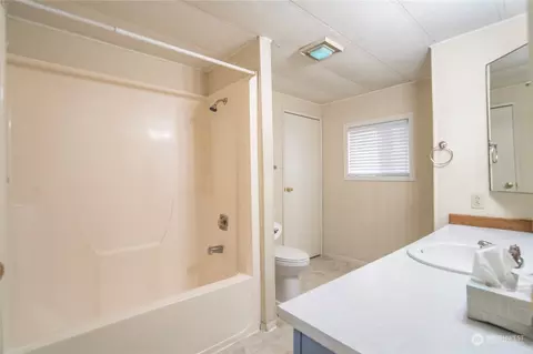 318 169th St SE, Bothell, WA 98021 photo 12