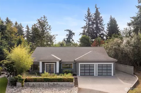7270 87th Ave SE, Mercer Island, WA 98040