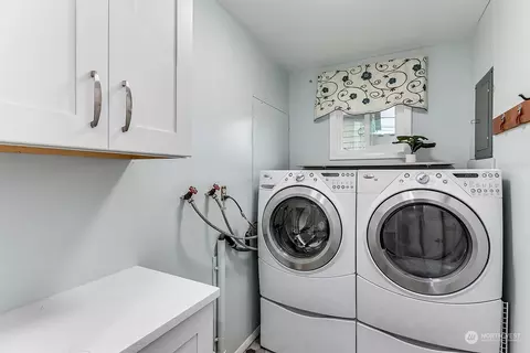 2417 Pine St, Everett, WA 98201 photo 24