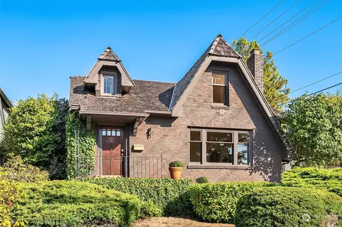 7702 14th Ave NE, Seattle, WA 98115