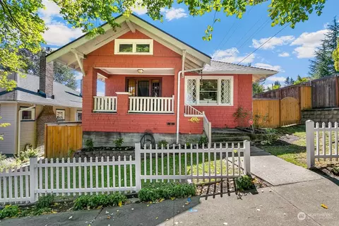 3102 8th St, Everett, WA 98201