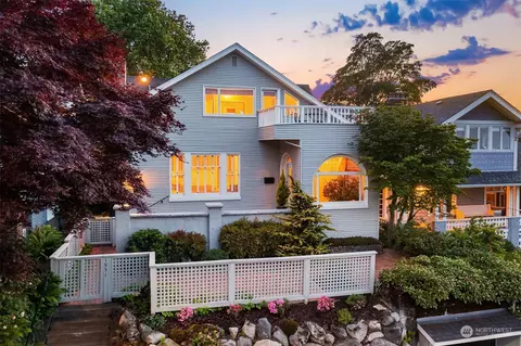 1951 14th Ave E, Seattle, WA 98112 photo 1