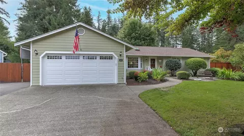 19913 SE 243rd Pl, Maple Valley, WA 98038