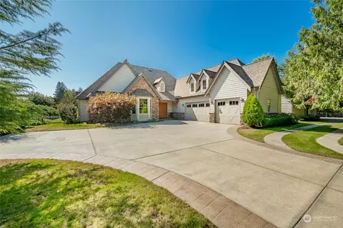275 W Maberry Dr, Lynden, WA 98264