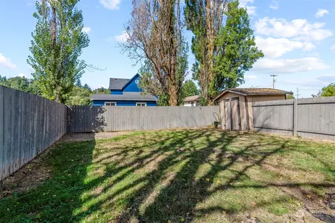 313 SE 1st St, Winlock, WA 98596 photo 19