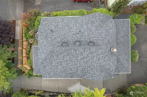1408 E Spruce St, Seattle, WA 98122 photo 37