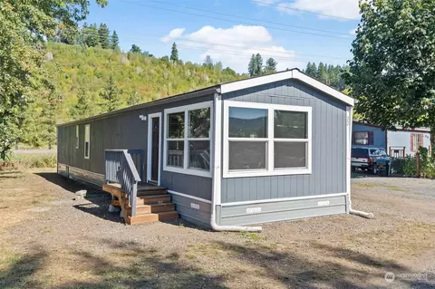 262 Mossyrock Rd W #22, Mossyrock, WA 98564
