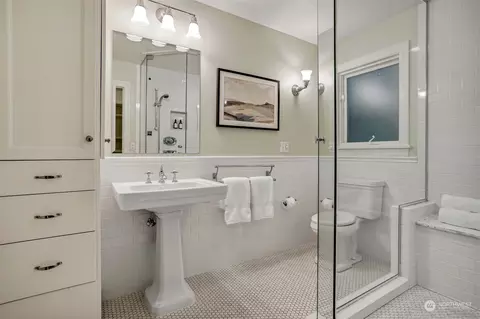 511 N 63rd St, Seattle, WA 98103 photo 26