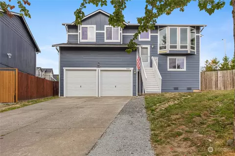 8207 69th St NE, Marysville, WA 98270