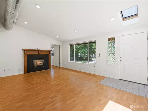 215 SE 135th St, Everett, WA 98208 photo 4