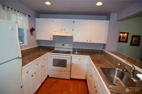15600 116th Ave NE #K4, Bothell, WA 98011 photo 4