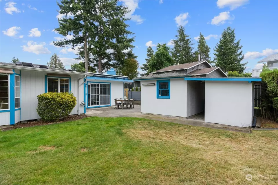  2207 Anacortes Ave NE, Renton, WA 98059 photo 29