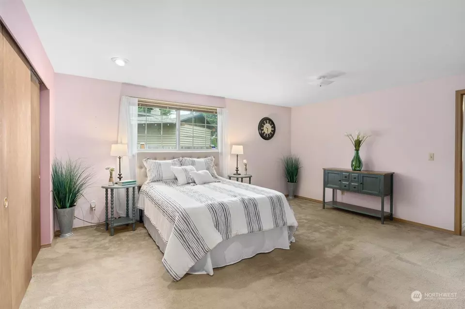  2207 Anacortes Ave NE, Renton, WA 98059 photo 14