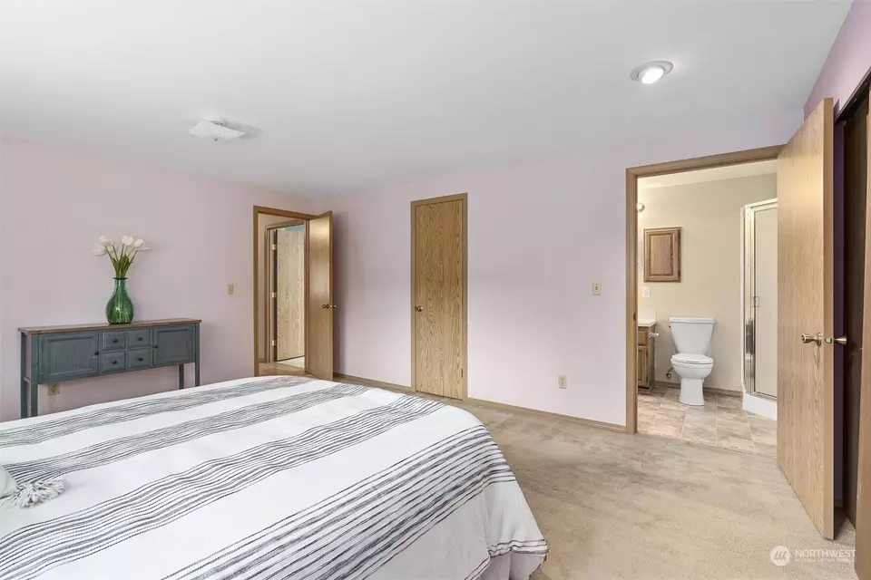  2207 Anacortes Ave NE, Renton, WA 98059 photo 15