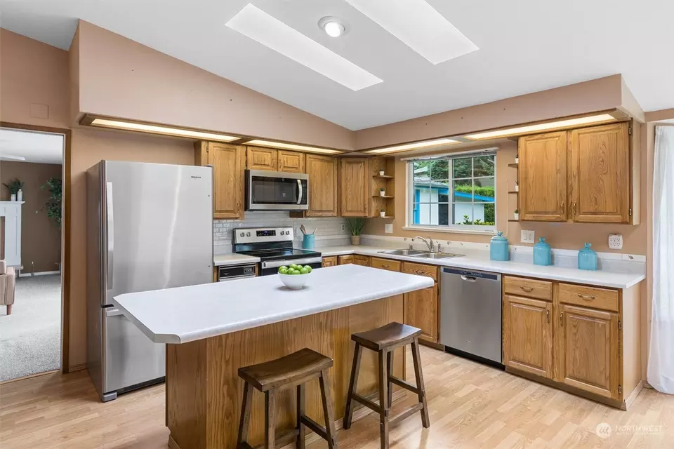  2207 Anacortes Ave NE, Renton, WA 98059 photo 7