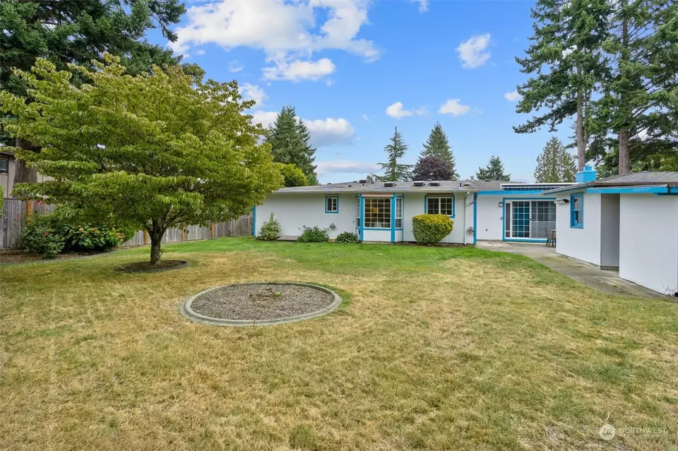  2207 Anacortes Ave NE, Renton, WA 98059 photo 26