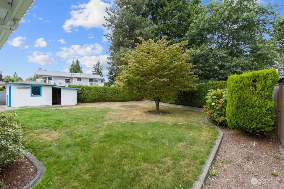  2207 Anacortes Ave NE, Renton, WA 98059 photo 27