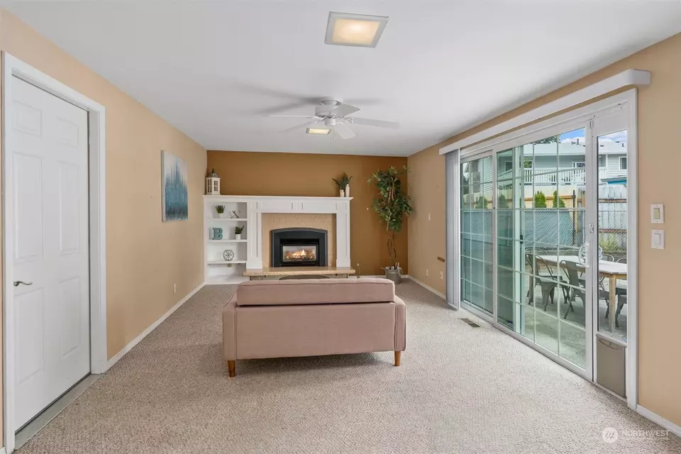  2207 Anacortes Ave NE, Renton, WA 98059 photo 12