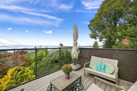 508 14th St, Bellingham, WA 98225