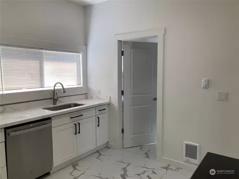 2601 Oakes Ave, Everett, WA 98201 photo 38