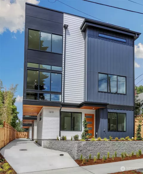 1606 N 48th St, Seattle, WA 98103