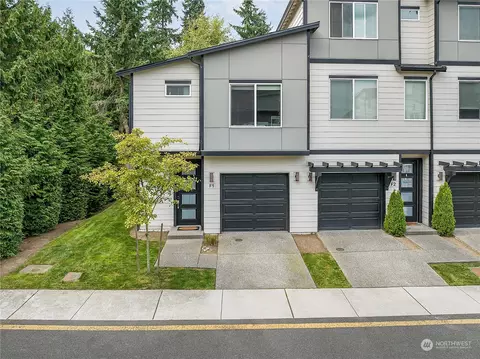 3230 148th St SW #F1, Lynnwood, WA 98087