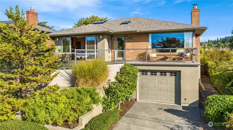 8856 42nd Ave SW, Seattle, WA 98136