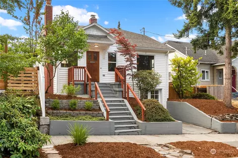 1555 N 36th St, Seattle, WA 98103