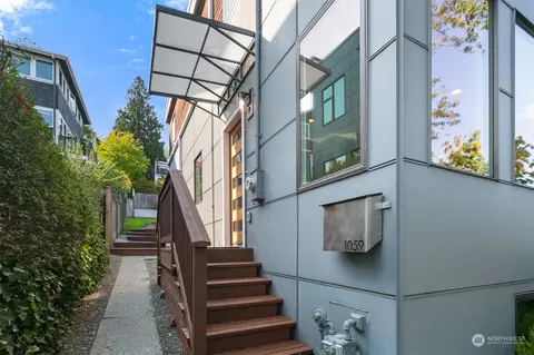 1059 25th Ave E, Seattle, WA 98112 photo 2