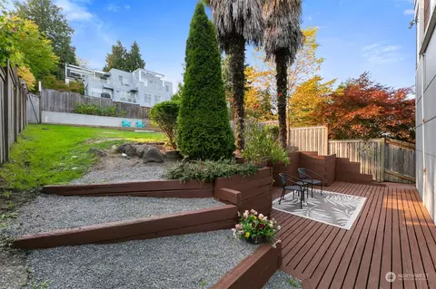 1059 25th Ave E, Seattle, WA 98112 photo 29