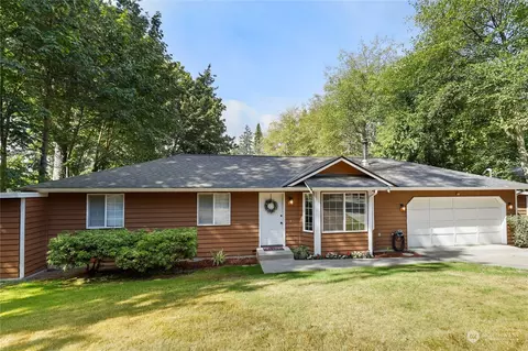 21609 Howard Ave NE, Kingston, WA 98346