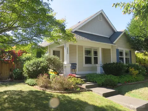 2863 Mcneil St, Dupont, WA 98327